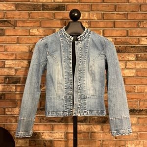 Vintage I.N.C size small petite Fitted Denim Jacket with Hook and Eye Closure